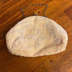 Vintage floral beaded chain clutch